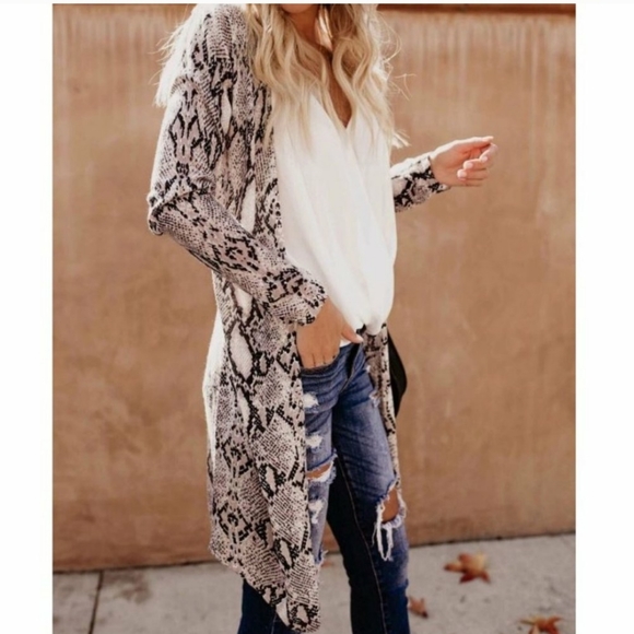 LARGE LEFT NWT Snake Skin Cardigan Open Long - Picture 3 of 14